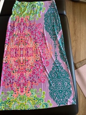 Lilly Pulitzer Pink Maxi Skirt with Multicolor Floral Medallion Print